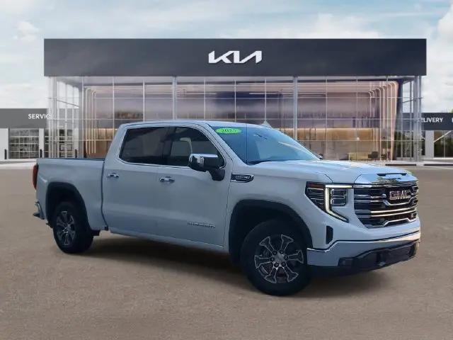 2025 GMC Sierra 1500 2WD Crew Cab Short Box SLT for sale in Naples, FL