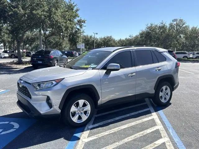 2021 Toyota RAV4 XLE