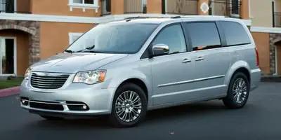 2015 Chrysler Town & Country Touring for sale in Davenport, IA