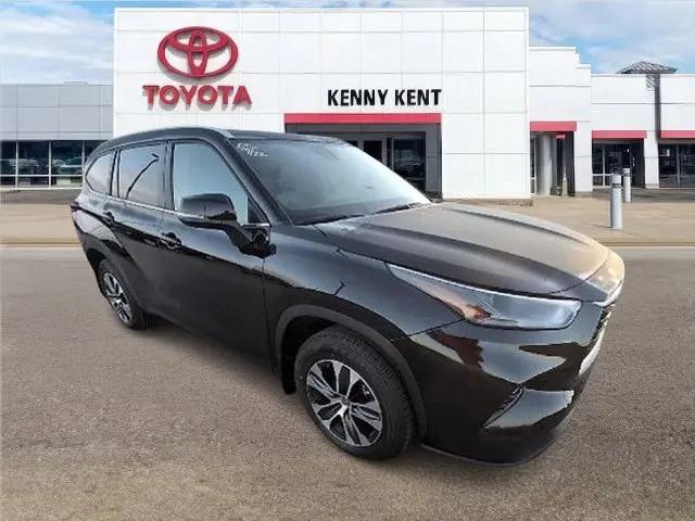 2025 Toyota Highlander XLE for sale in Evansville, IN