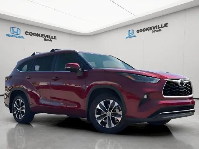 2024 Toyota Highlander XLE for sale in Canton, MI