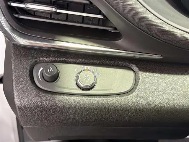 2024 Buick NV Preferred FWD