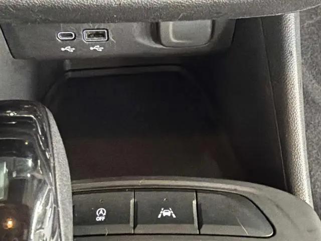 2024 Buick NV Preferred FWD