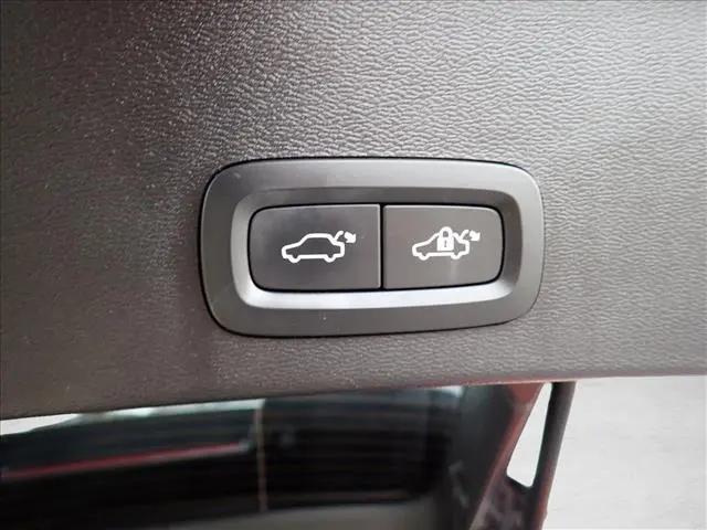 2021 Volvo XC40 T5 Inscription