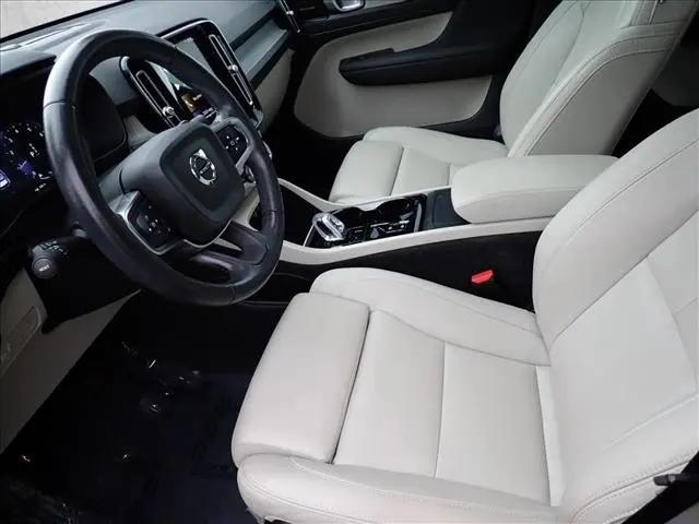2021 Volvo XC40 T5 Inscription