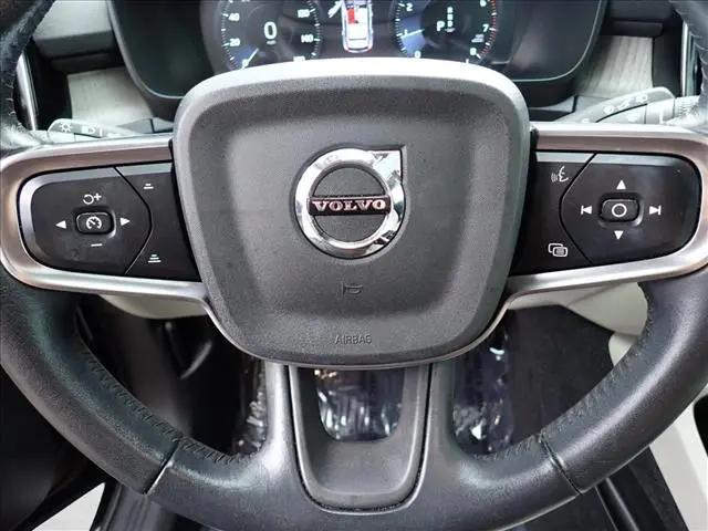 2021 Volvo XC40 T5 Inscription