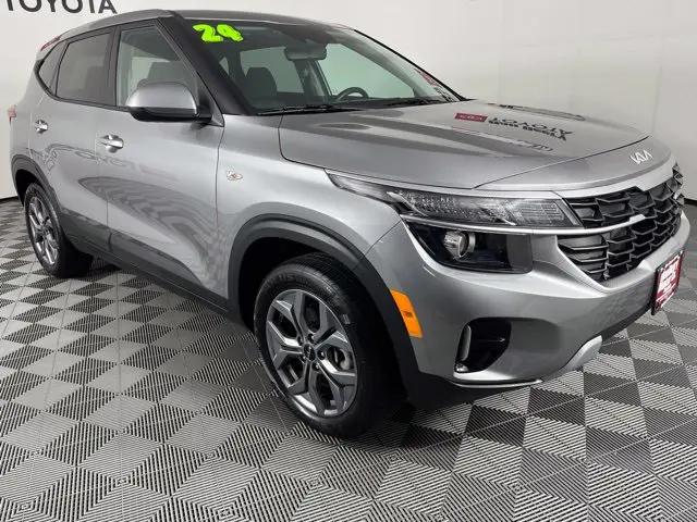 2024 Kia Seltos LX for sale in Cedar Falls, IA