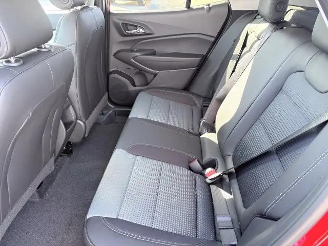 2026 Chevrolet Trax FWD LT