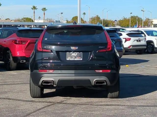 2023 Cadillac XT4 AWD Premium Luxury