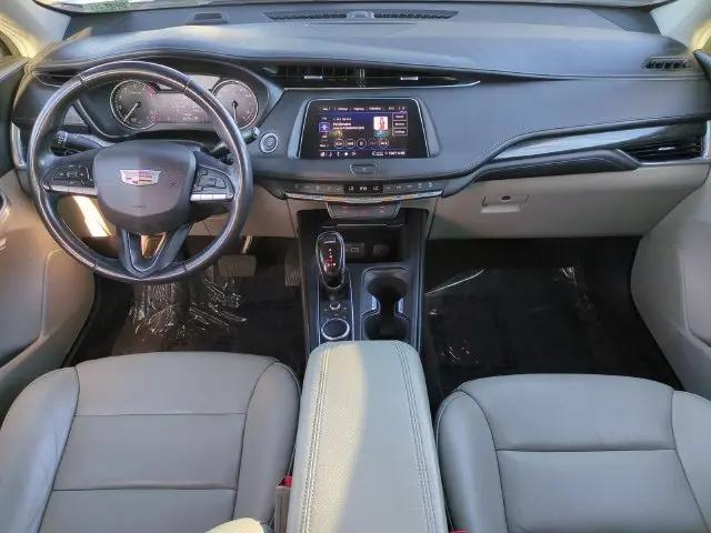 2023 Cadillac XT4 AWD Premium Luxury