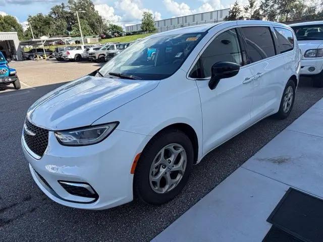 2024 Chrysler Pacifica Limited