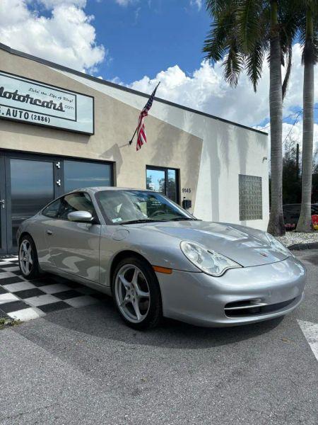2004 Porsche 911 Carrera