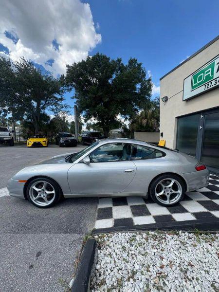 2004 Porsche 911 Carrera