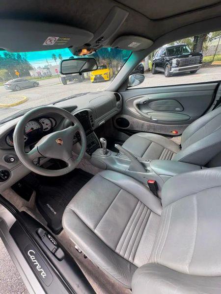 2004 Porsche 911 Carrera