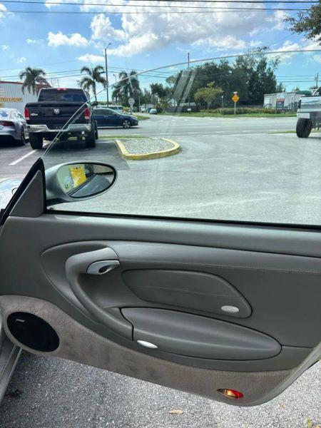 2004 Porsche 911 Carrera