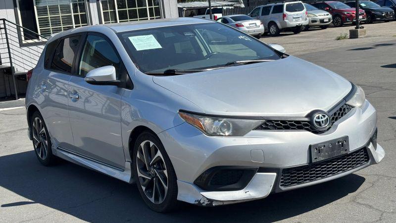 2018 Toyota Corolla iM Base for sale in Bell, CA