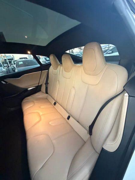 2016 Tesla Model S 90D