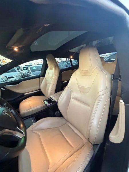 2016 Tesla Model S 90D