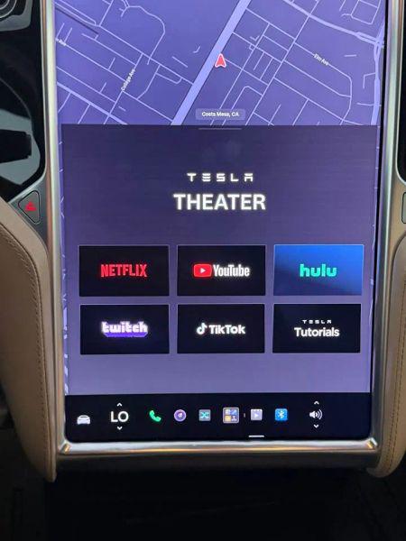 2016 Tesla Model S 90D