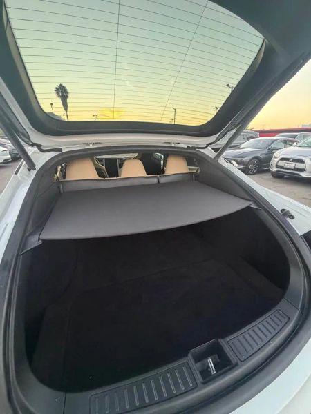2016 Tesla Model S 90D