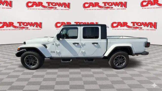 2023 Jeep Gladiator Overland
