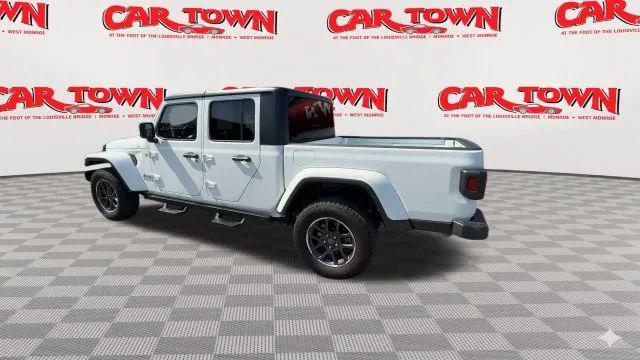 2023 Jeep Gladiator Overland