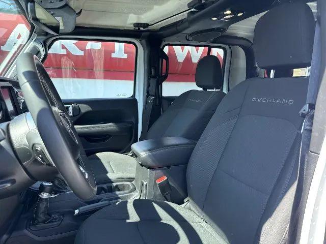 2023 Jeep Gladiator Overland