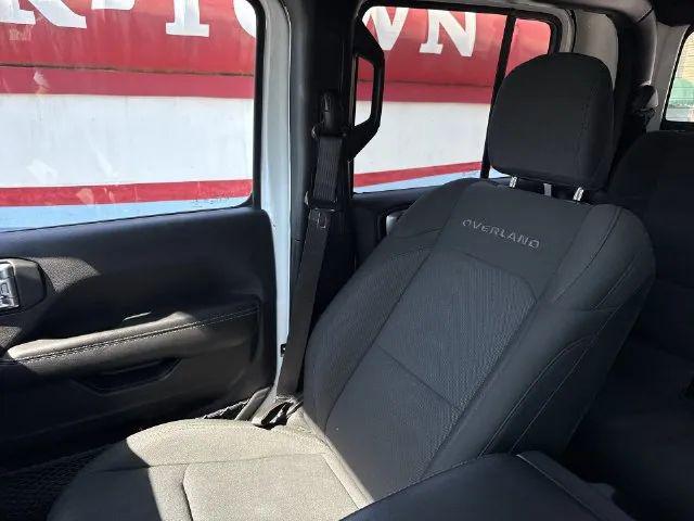 2023 Jeep Gladiator Overland