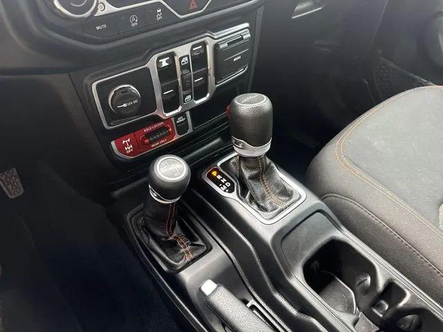 2022 Jeep Gladiator Sport