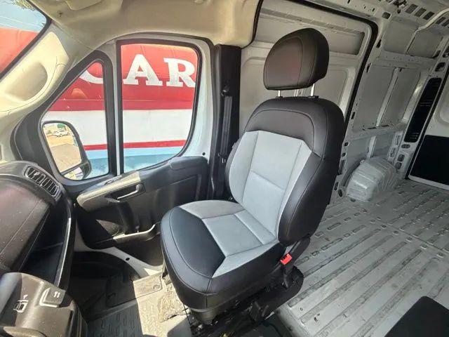 2025 Ram ProMaster 2500 Cargo Van Tradesman High Roof 136 WB w/Pass Seat