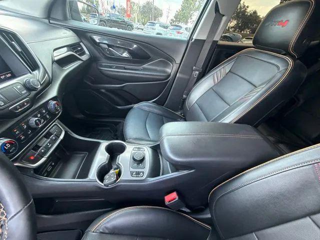 2023 GMC Terrain AWD AT4