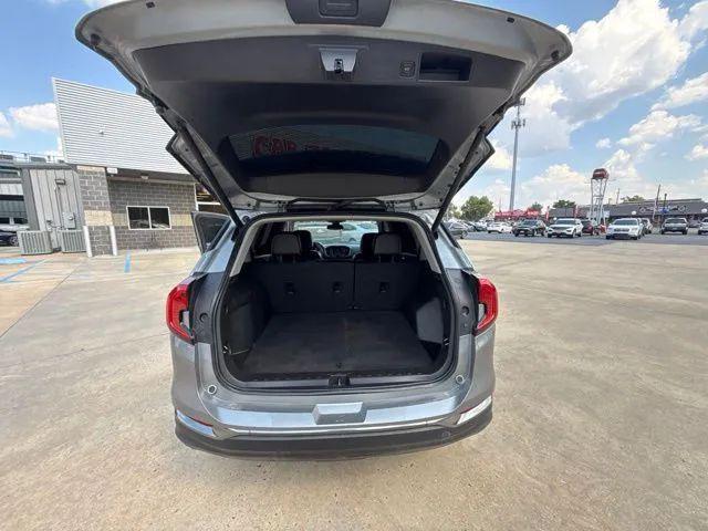 2023 GMC Terrain AWD AT4