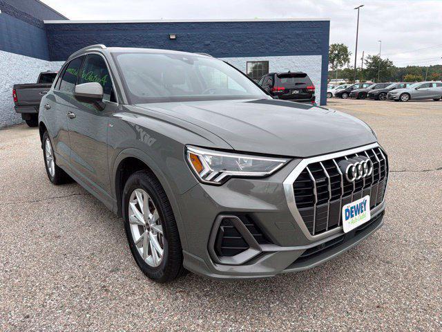 2025 Audi Q3 Premium 45 TFSI S line quattro Tiptronic