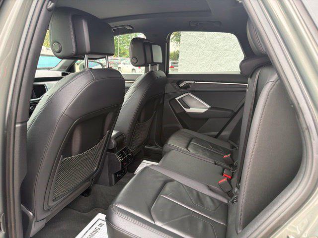 2025 Audi Q3 Premium 45 TFSI S line quattro Tiptronic
