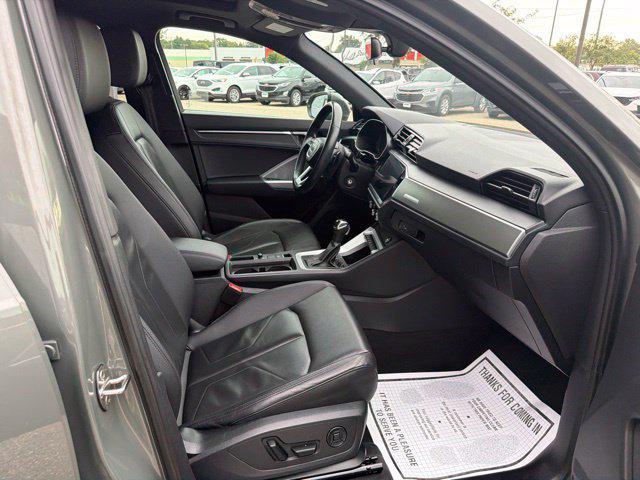 2025 Audi Q3 Premium 45 TFSI S line quattro Tiptronic