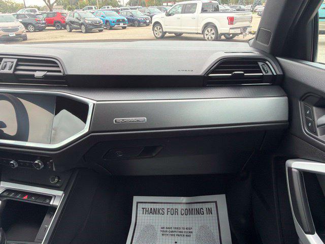 2025 Audi Q3 Premium 45 TFSI S line quattro Tiptronic