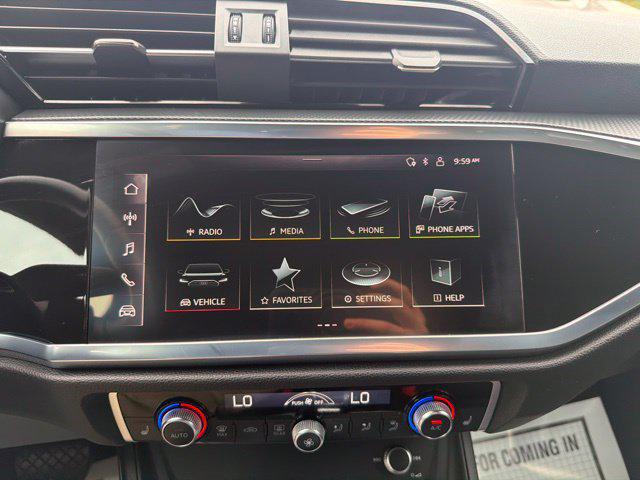 2025 Audi Q3 Premium 45 TFSI S line quattro Tiptronic
