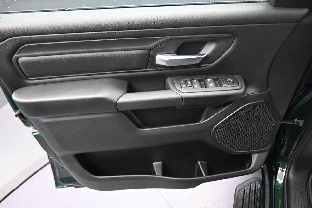 2027 Ram 1500 Express