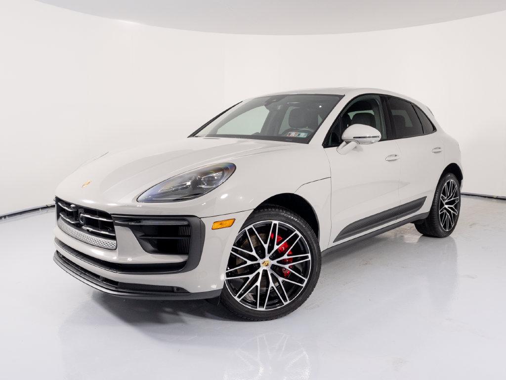 2026 Porsche Macan