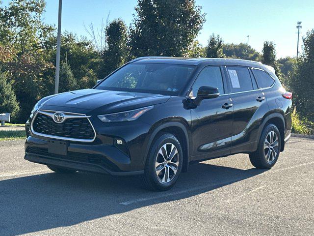 2022 Toyota Highlander XLE for sale in Mars, PA