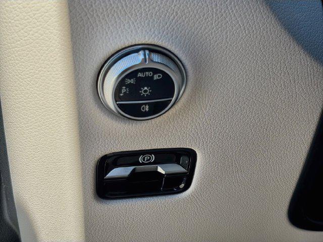 2027 Mercedes-Benz GLC GLC 300
