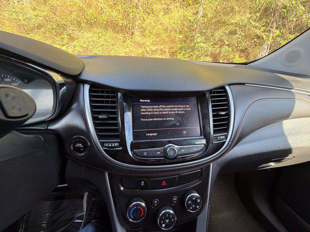 2021 Chevrolet Trax FWD LT