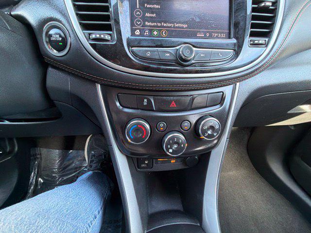 2021 Chevrolet Trax FWD LT
