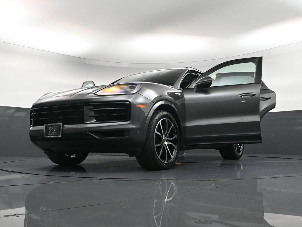 2026 Porsche Cayenne Base