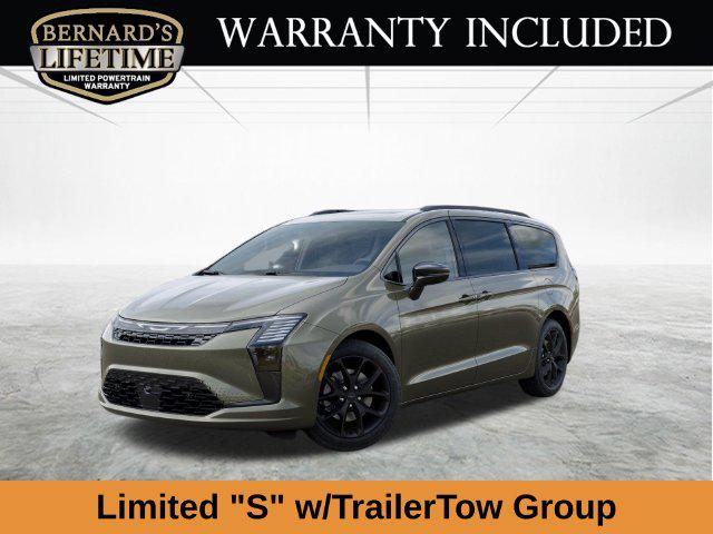 2027 Chrysler Pacifica Limited AWD for sale in New Richmond, WI