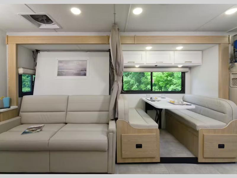 2027 Thor Motor Coach Chateau Sprinter 24LT CLASS C DIESEL MOTORHOME