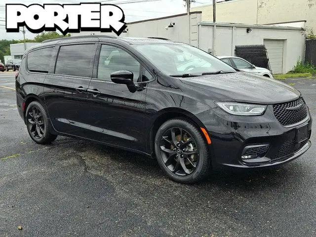 2026 Chrysler Pacifica Limited for sale in Newark, DE