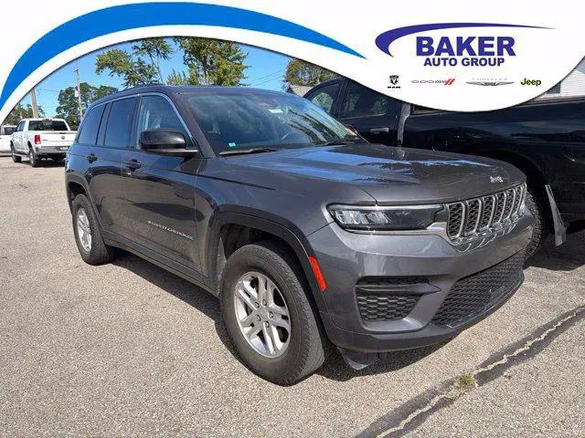 2023 Jeep Grand Cherokee Laredo 4x4 for sale in Cadillac, MI