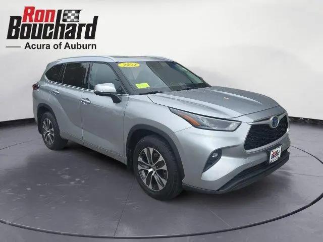 2022 Toyota Highlander Hybrid XLE for sale in Auburn, MA