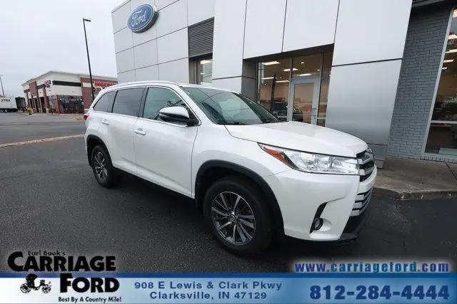 2019 Toyota Highlander SE for sale in Clarksville, IN